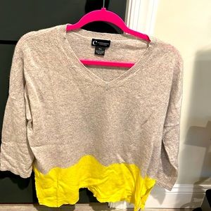 Grey and Yellow colorblock cashmere sweater size M/L